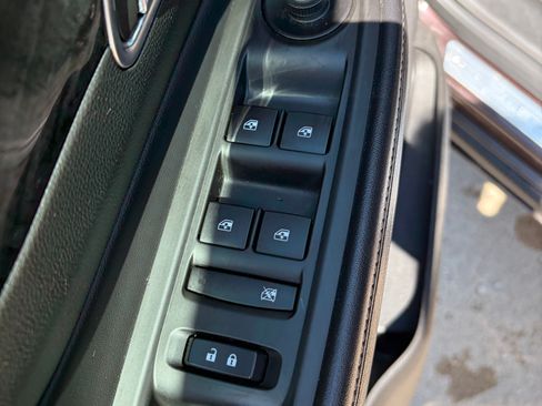 Used 2016 Buick Encore Convenience AWD/4WD image 13
