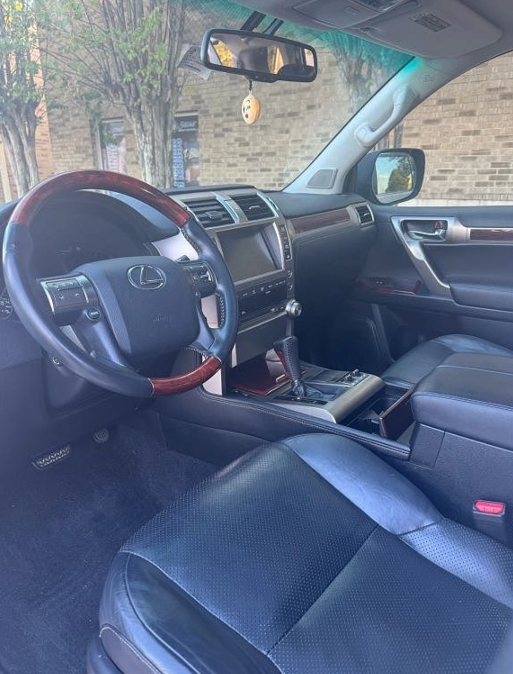 Used 2011 Lexus GX 460 w/ Comfort Plus Pkg AWD/4WD image 13