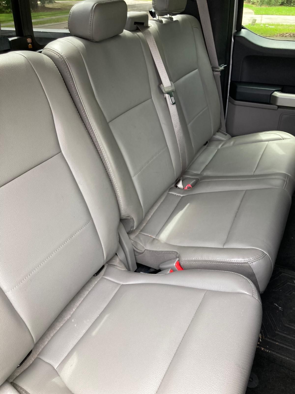 Used 2015 Ford F150 Lariat w/ Equipment Group 502A Luxury AWD/4WD image 9