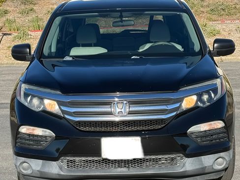 Used 2016 Honda Pilot LX image 5