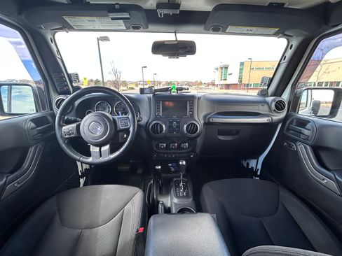 Used 2014 Jeep Wrangler Unlimited Sport w/ Quick Order Package 24S image 9