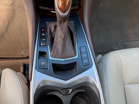 Used 2016 Cadillac SRX Luxury w/ Driver Assist Package image 17