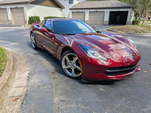 Used 2019 Chevrolet Corvette Stingray Coupe w/ 1LT image 6
