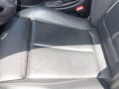Used 2018 BMW 330i Sedan w/ M Sport Package RWD image 21