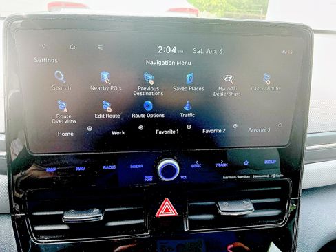 Used 2020 Hyundai Ioniq Limited FWD image 18