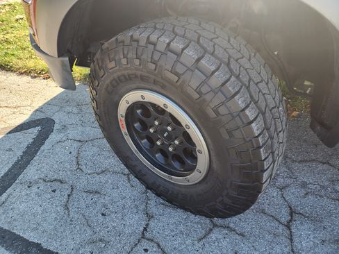 Used 2014 Ford F150 Raptor w/ Equipment Group 801A Luxury image 10