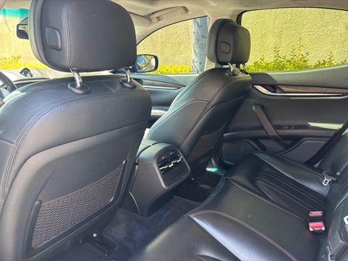 Used 2016 Maserati Ghibli S image 11