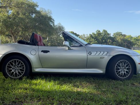 Used 2001 BMW Z3 2.5i RWD image 14