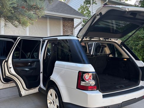 Used 2012 Land Rover Range Rover Sport HSE LUX image 13