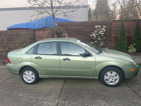 Used 2007 Ford Focus SE image 5