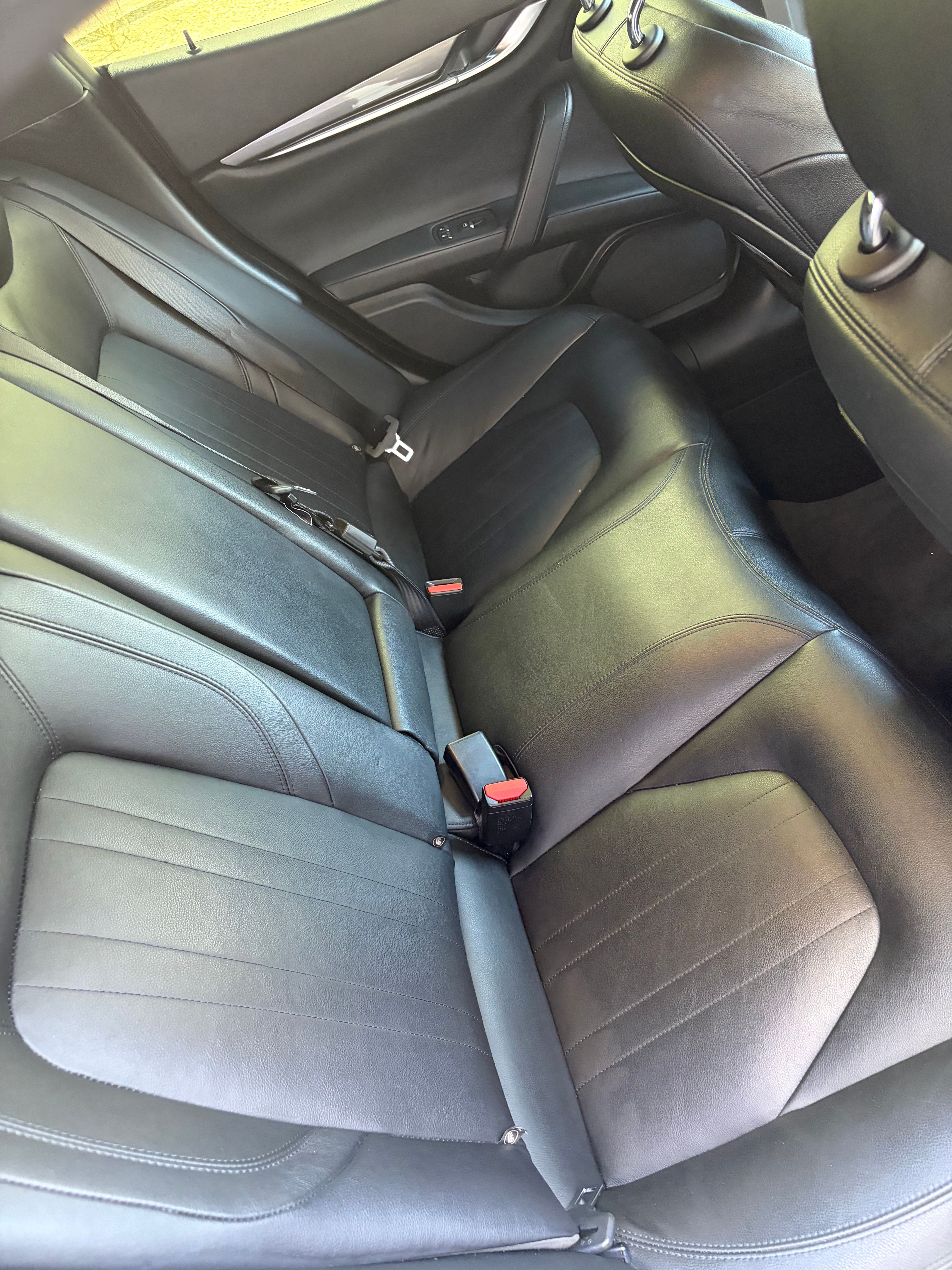 Used 2018 Maserati Ghibli RWD image 23