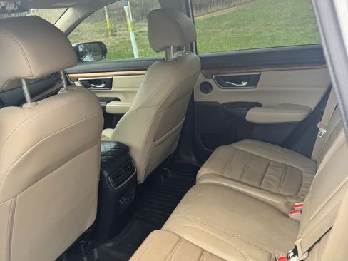 Used 2022 Honda CR-V Touring image 10