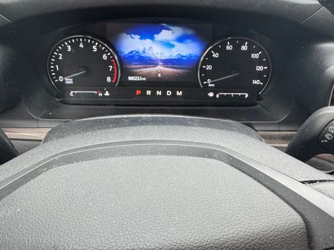 Used 2020 Ford Explorer Limited image 6