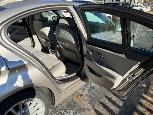 Used 2011 BMW 535i xDrive Sedan image 6