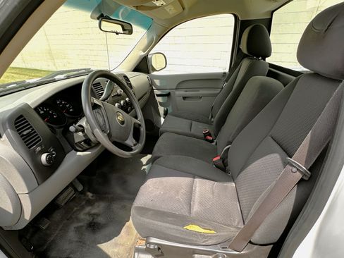 Used 2012 Chevrolet Silverado 1500 W/T image 16