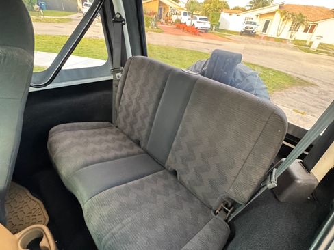 Used 2004 Jeep Wrangler 4WD w/ 30" Tire & Wheel Group image 11