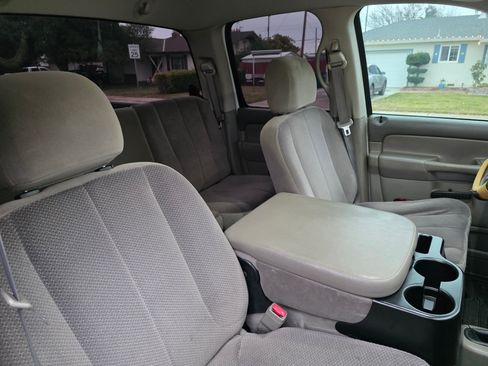 Used 2003 Dodge Ram 2500 Truck SLT image 4