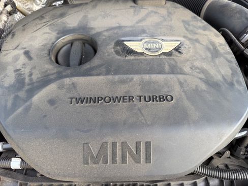 Used 2016 MINI Cooper S image 19