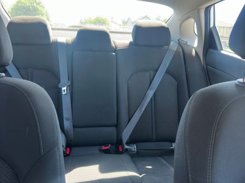 Used 2018 Kia Optima LX FWD image 11