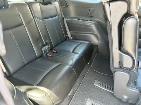 Used 2013 Nissan Pathfinder Platinum w/ Platinum Premium Pkg image 27