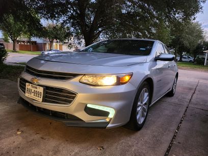 Used 2018 Chevrolet Malibu LT