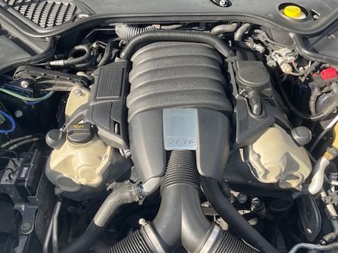 Used 2015 Porsche Panamera image 17