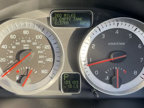 Used 2013 Volvo C70 T5 FWD image 12