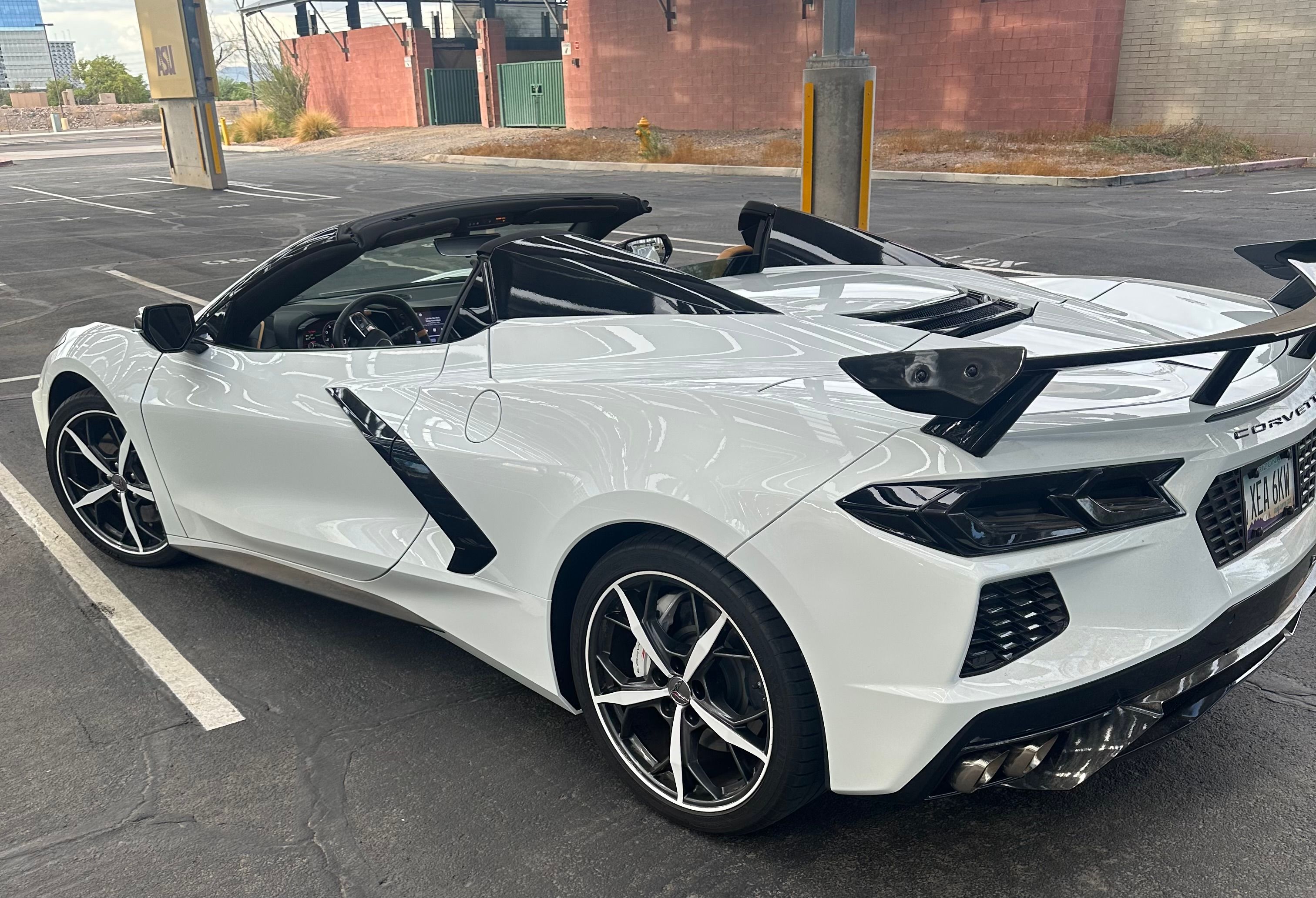 Used 2022 Chevrolet Corvette Stingray Preferred Conv w/ Z51 Performance Package RWD image 5