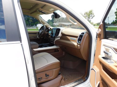 Used 2021 RAM 3500 Laramie image 29