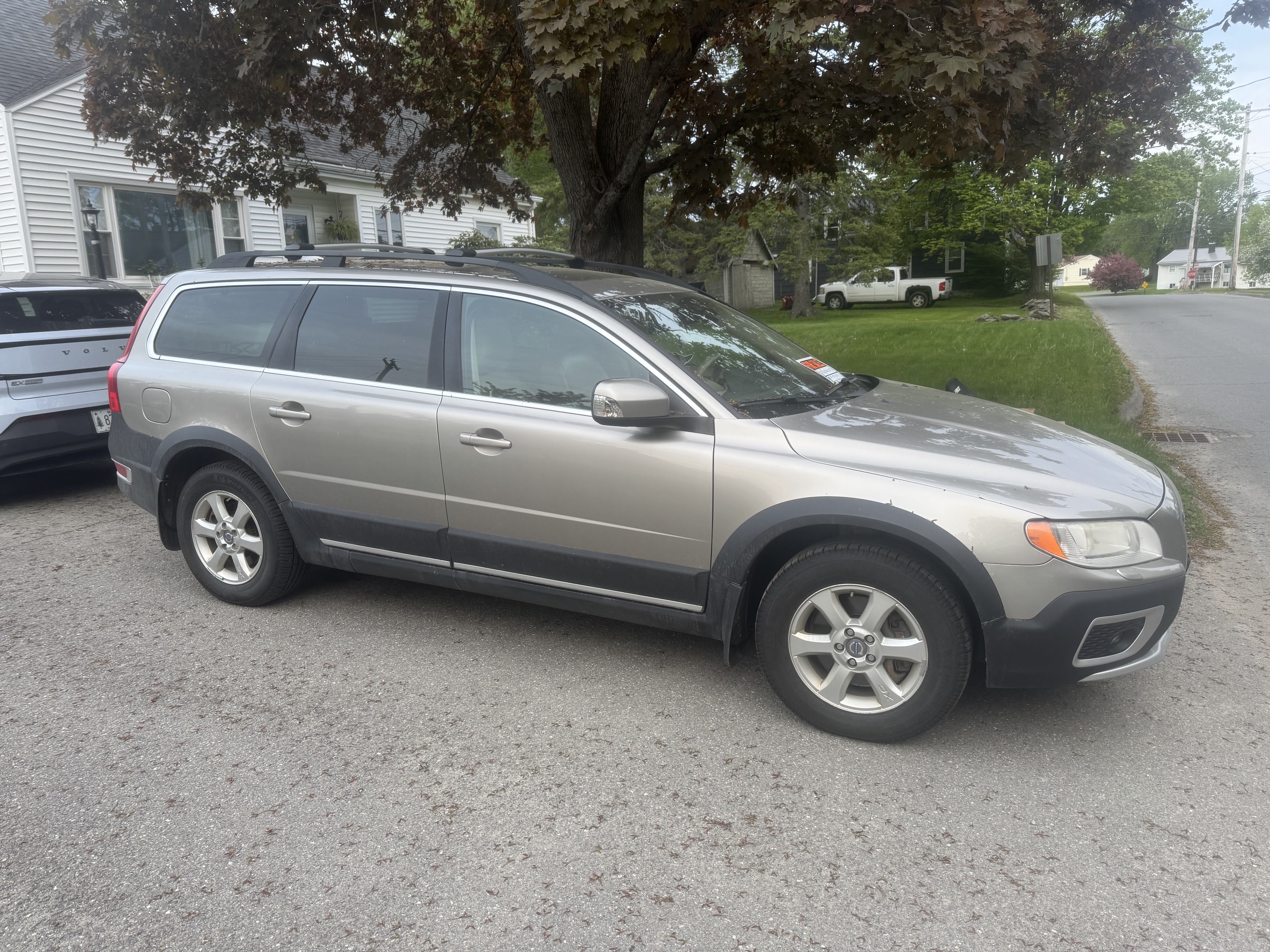 Used 2012 Volvo XC70 3.2 AWD/4WD image 2