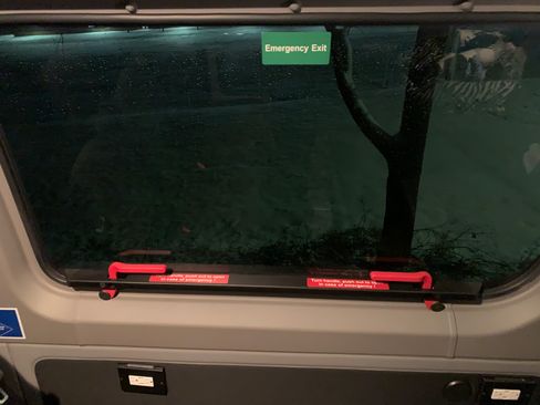 Used 2015 Freightliner Sprinter 2500 image 15