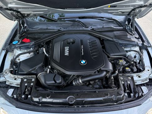 Used 2018 BMW 340i xDrive Sedan AWD/4WD image 11
