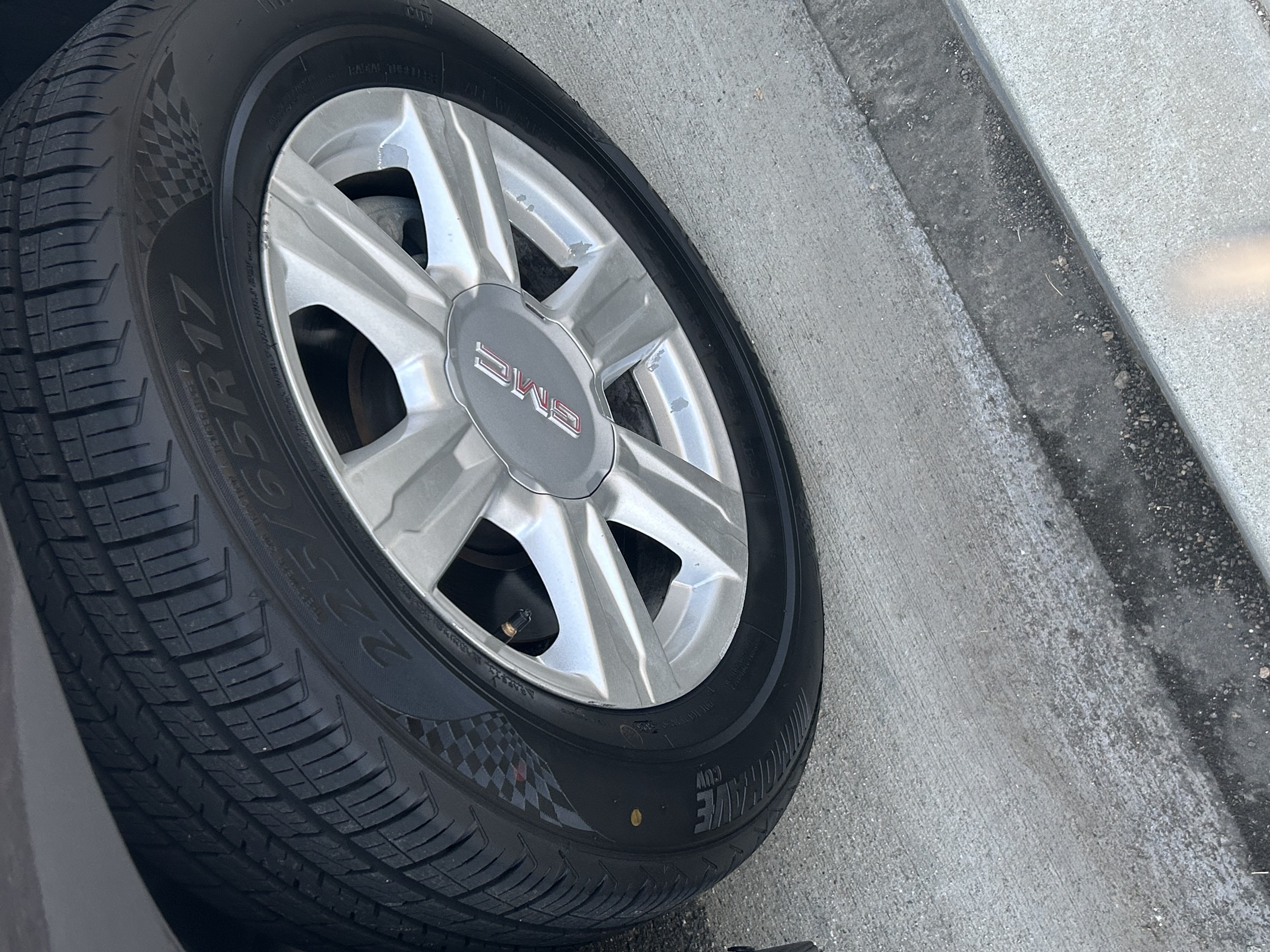 Used 2015 GMC Terrain SLE FWD image 4