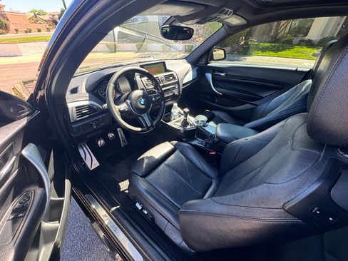 Used 2016 BMW M235i Coupe image 8