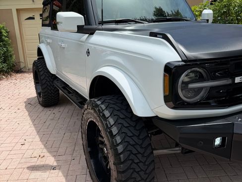 Used 2022 Ford Bronco Outer Banks AWD/4WD image 16