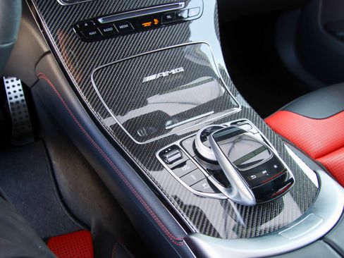 Used 2019 Mercedes-Benz GLC 63 AMG 4MATIC image 11