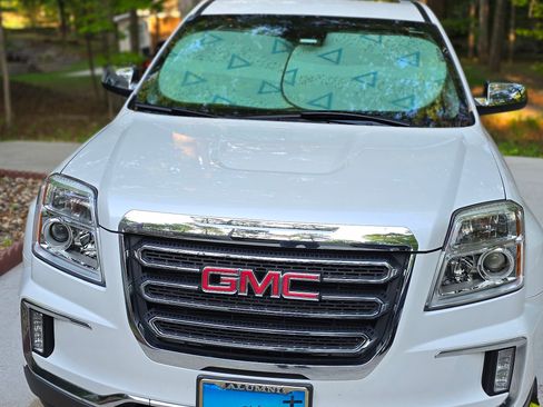 Used 2016 GMC Terrain SLT w/ Open Road Package FWD image 5