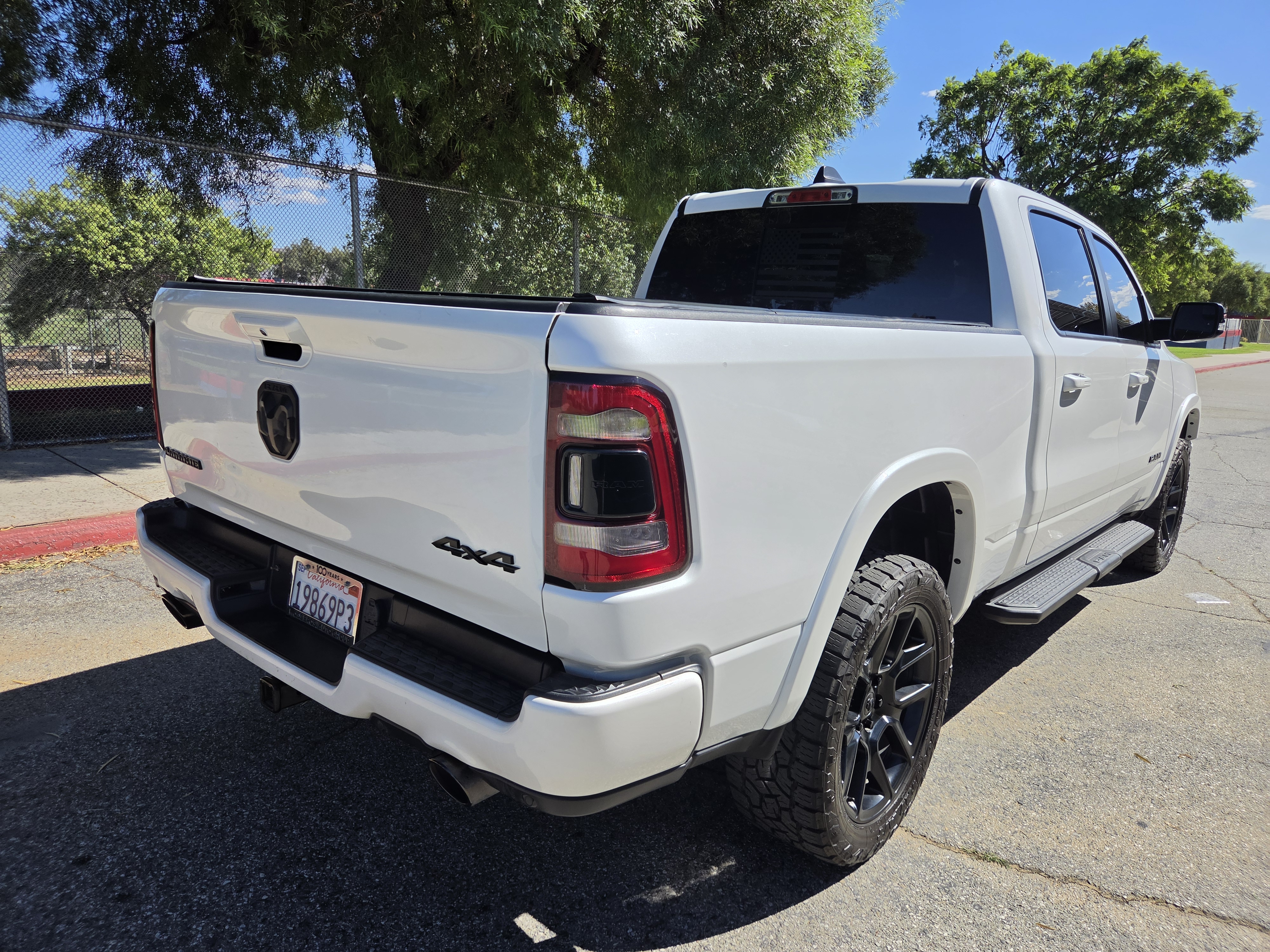 Used 2022 RAM 1500 Laramie AWD/4WD image 8