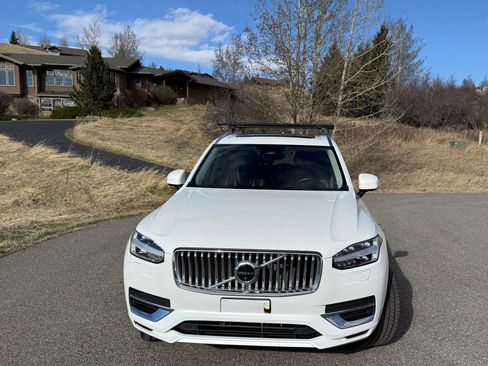 Used 2023 Volvo XC90 T8 Ultimate image 1