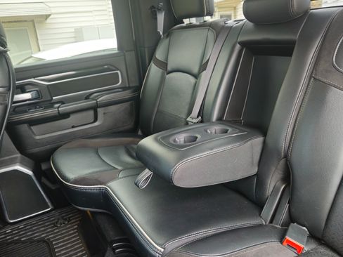 Used 2022 RAM 3500 Laramie image 12