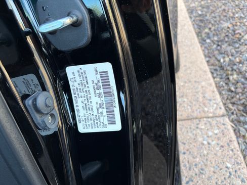 Used 2013 INFINITI G37 Sport w/ Premium Pkg image 9