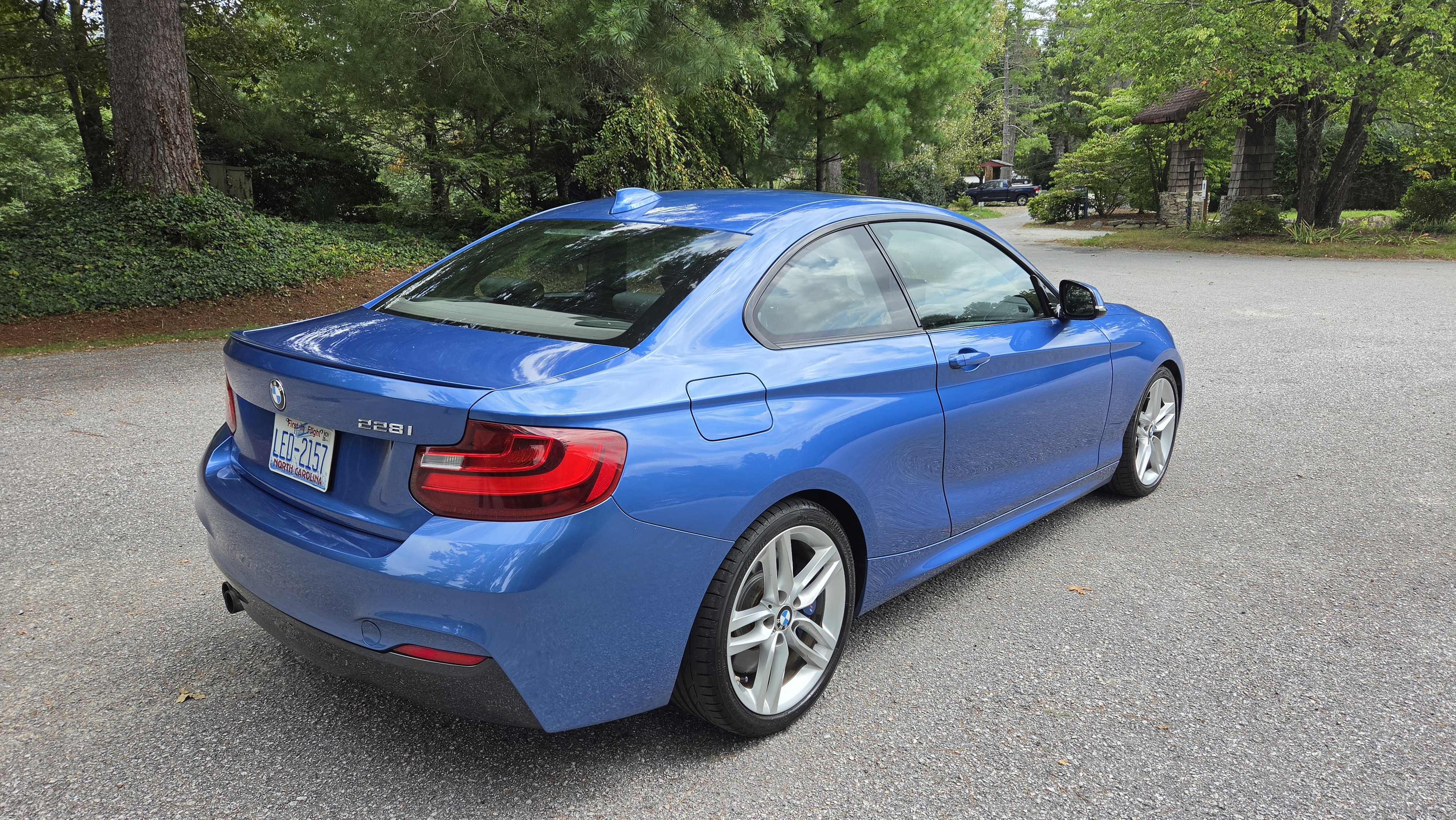 Used 2014 BMW 228i Coupe w/ Premium Package RWD image 6