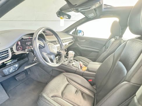 Used 2018 Audi Q7 3.0T Prestige w/ Prestige Package image 19