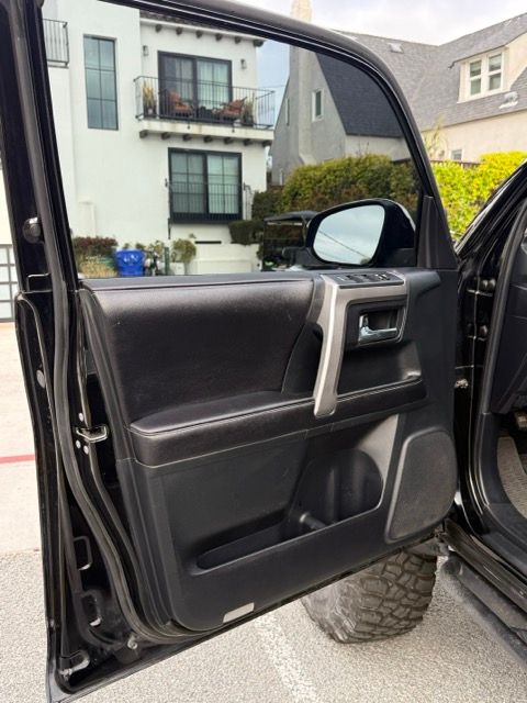 Used 2015 Toyota 4Runner SR5 Premium AWD/4WD image 20