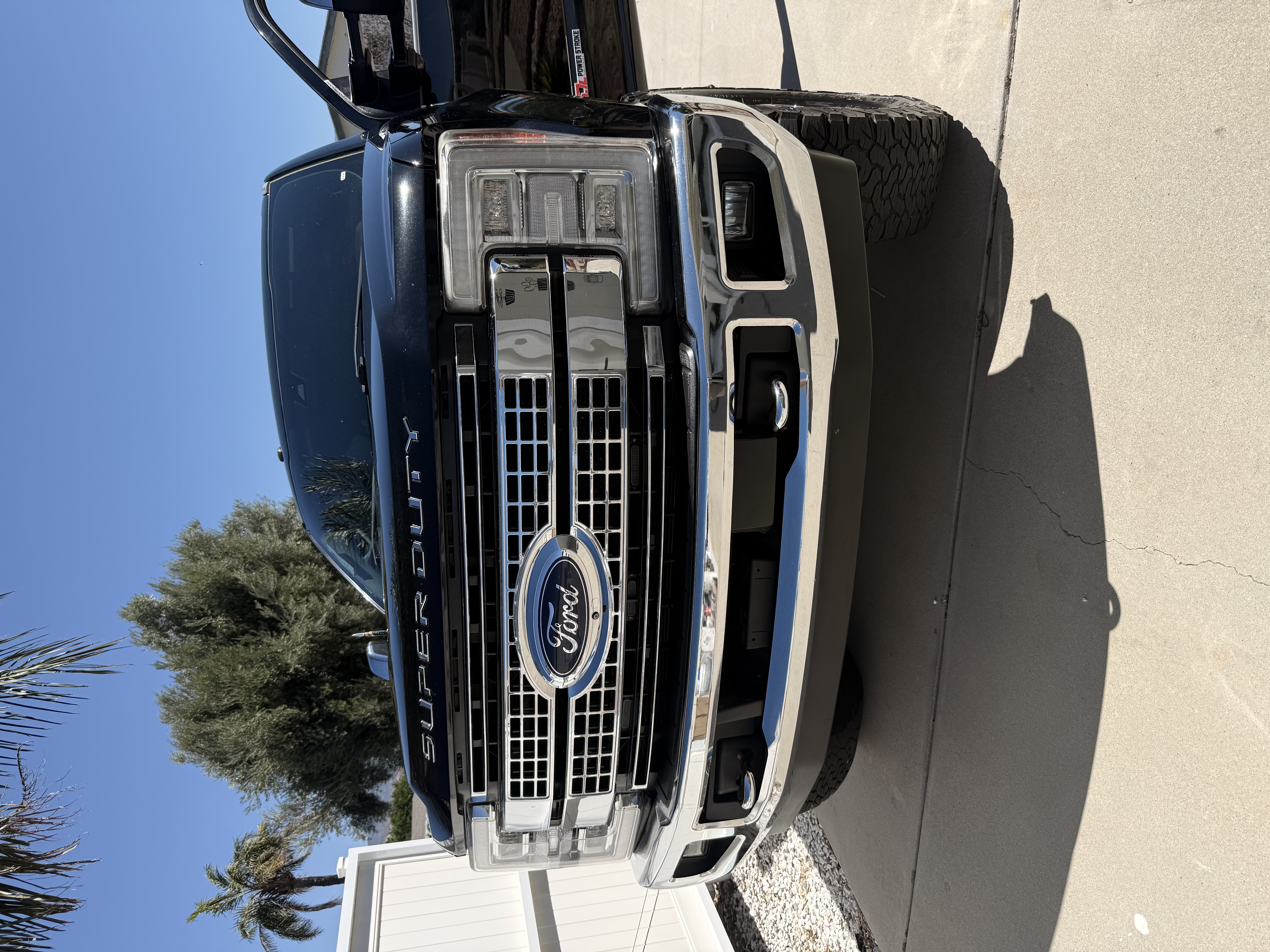 Used 2017 Ford F350 Platinum w/ Platinum Ultimate Package AWD/4WD image 16