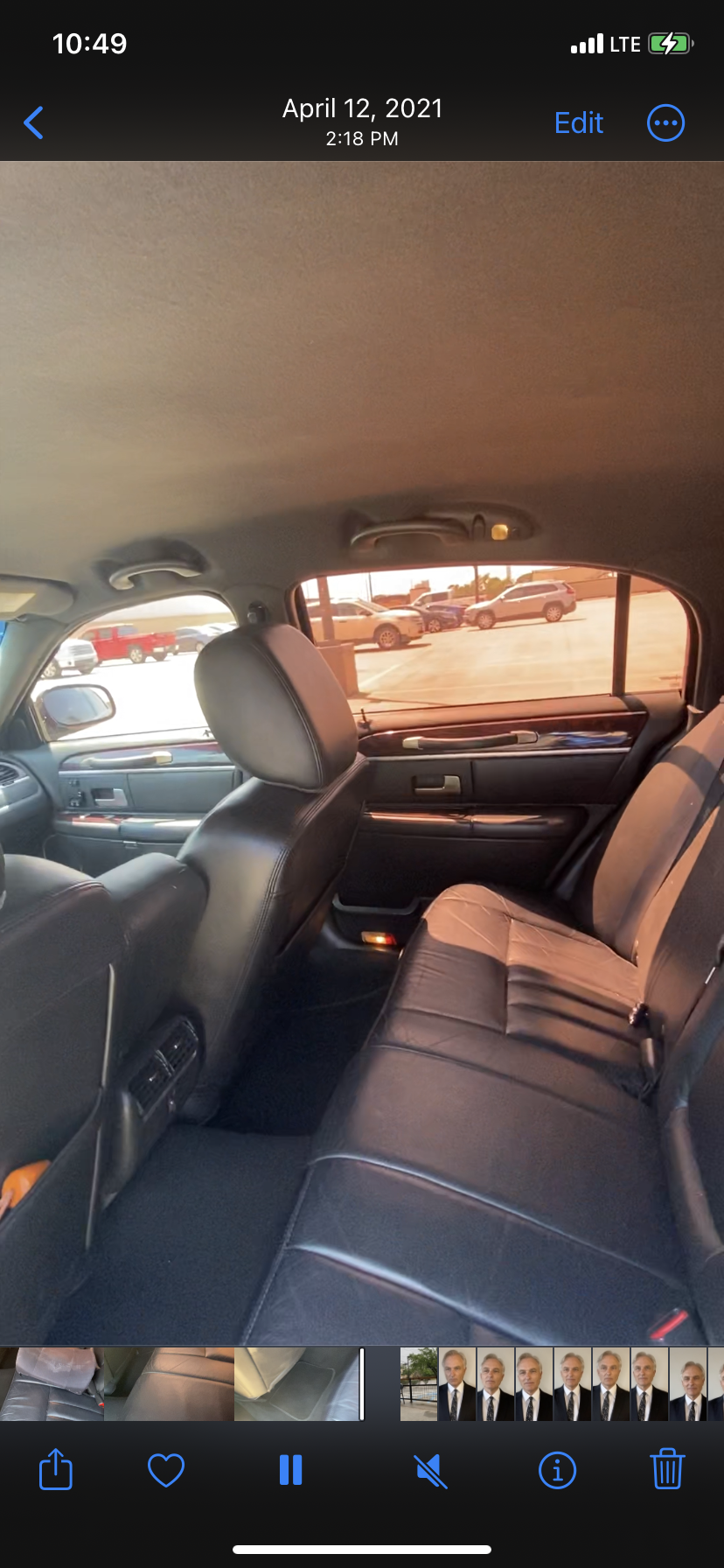 Used 2011 Lincoln Town Car Signature Limited RWD image 2