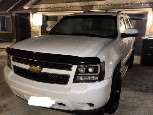 Used 2013 Chevrolet Tahoe LT image 4