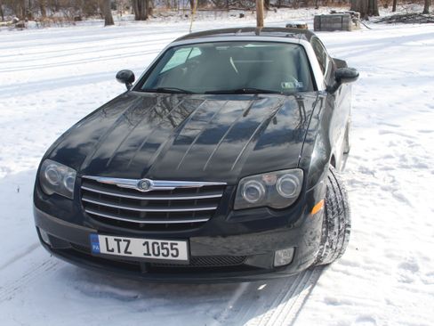 Used 2004 Chrysler Crossfire Coupe image 2