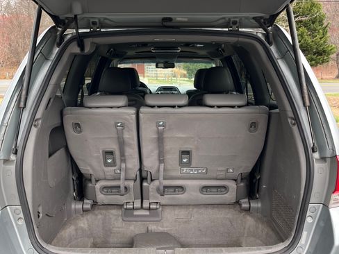 Used 2010 Honda Odyssey EX-L image 10
