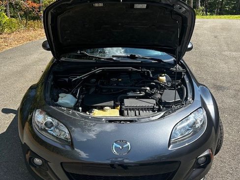 Used 2015 MAZDA MX-5 Miata Grand Touring w/ Premium Package image 11